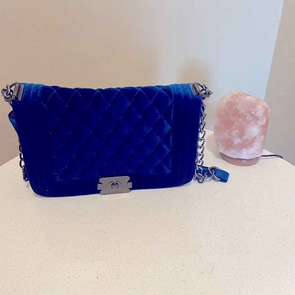 Blue Classy purse with strap